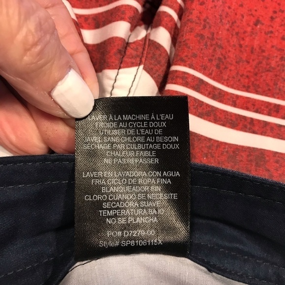 O’NEILL red, white, & blue board shorts - Picture 7 of 9